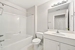 2221 Delaney Dr, Burlington, NC 27215 - Photo 23