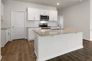 300 Chapel St, Fuquay Varina, NC 27526 - Photo 3