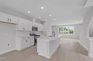 501 Plumleaf Ln, Durham, NC 27703 - Photo 11