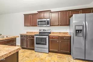 108 Castlebury Ct, Rocky Mount, NC 27804 - Photo 7