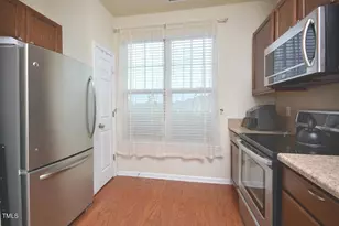 100 Stratford Lakes Dr, Durham, NC 27713 - Photo 3