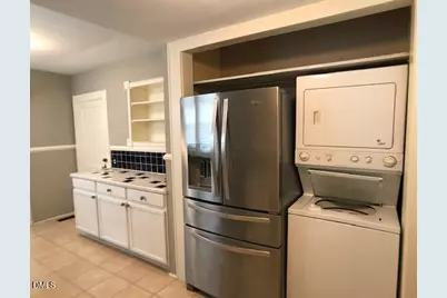 114 Dixie Trail, Raleigh, NC 27607 - Photo 9