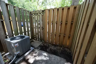 220 Elizabeth Street #D9, Chapel Hill, NC 27514 - Photo 19