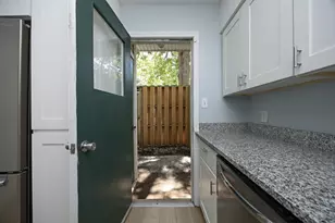 220 Elizabeth St, Chapel Hill, NC 27514 - Photo 17