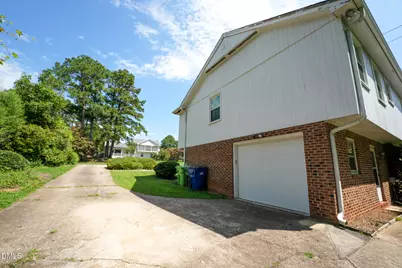 3307 Roundtree Court, Raleigh, NC 27607 - Photo 23