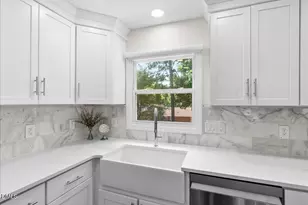 440 Rosehaven Dr, Raleigh, NC 27609 - Photo 5