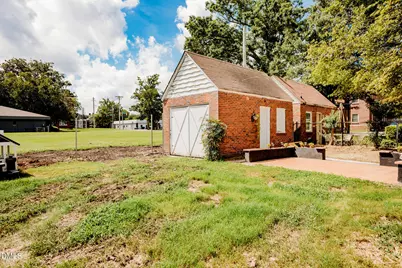 302 Tarboro Street NE, Wilson, NC 27893 - Photo 19