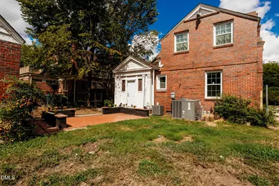302 Tarboro Street NE, Wilson, NC 27893 - Photo 21