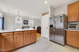 305 Palmdale Ct, Holly Springs, NC 27540 - Photo 13