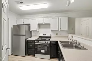 2950 Trailwood Pines Ln, Raleigh, NC 27603 - Photo 13