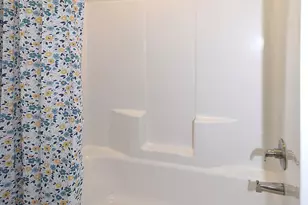 3433 Littlefield Wy, Greensboro, NC 27405 - Photo 17