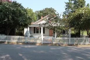 213 S 5th St, Smithfield, NC 27577 - Photo 1