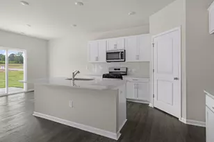 526 Ashley Run, Sanford, NC 27330 - Photo 5