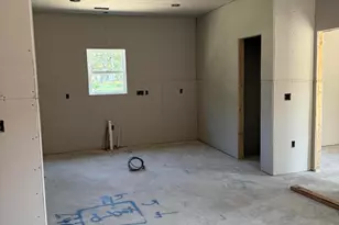 425 W 2nd St, Princeton, NC 27569 - Photo 3