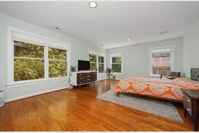 208 W Columbia Place W, Chapel Hill, NC 27516 - Photo 19