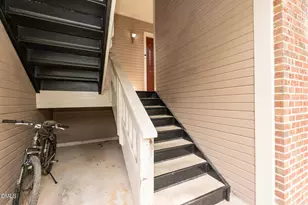 107 Killam Ct, Cary, NC 27513 - Photo 5