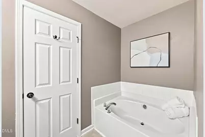 9904 Cleaver Court, Raleigh, NC 27617 - Photo 17