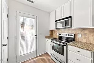 9904 Cleaver Ct, Raleigh, NC 27617 - Photo 5