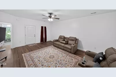 107 Sagewood Drive, Dudley, NC 28333 - Photo 5