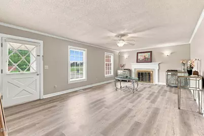 301 Halifax Street, Clinton, NC 28328 - Photo 3