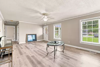 301 Halifax Street, Clinton, NC 28328 - Photo 5