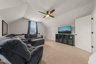 105 Willmont Ct, Benson, NC 27504 - Photo 23