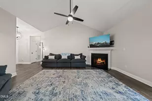 105 Willmont Ct, Benson, NC 27504 - Photo 7