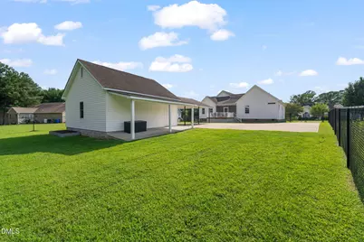 105 Willmont Court, Benson, NC 27504 - Photo 27