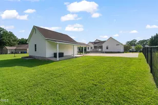 105 Willmont Ct, Benson, NC 27504 - Photo 27