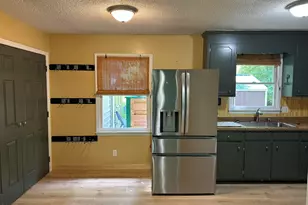 1011 Shirley Dr, Henderson, NC 27536 - Photo 11