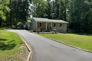 1011 Shirley Dr, Henderson, NC 27536 - Photo 3