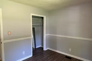 1011 Shirley Dr, Henderson, NC 27536 - Photo 21