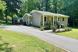 1011 Shirley Dr, Henderson, NC 27536 - Photo 1