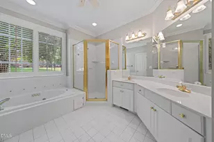 208 Highlands Lake Dr, Cary, NC 27518 - Photo 27