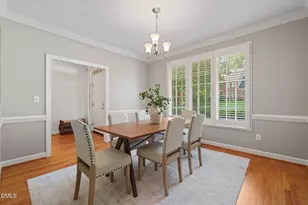 208 Highlands Lake Dr, Cary, NC 27518 - Photo 17