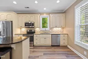 6201 Hilbert Ridge Dr, Holly Springs, NC 27540 - Photo 15
