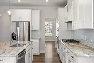 401 Ressler St, Holly Springs, NC 27540 - Photo 13
