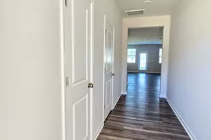 5035 Kota St, Raleigh, NC 27610 - Photo 3