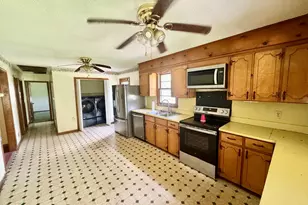 362 Country Acres Rd, Henderson, NC 27537 - Photo 9