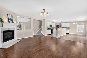 200 Georgetowne Dr, Clayton, NC 27520 - Photo 7