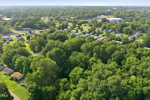 431 Dudley St, Burlington, NC 27217 - Photo 25