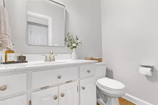 201 Lyncroft Ln, Cary, NC 27519 - Photo 21