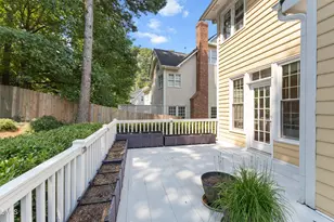 201 Lyncroft Ln, Cary, NC 27519 - Photo 39