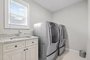 3724 Massey Ridge Ct, Raleigh, NC 27616 - Photo 17