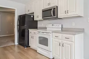 410 Whitehall Ct, Clayton, NC 27520 - Photo 11