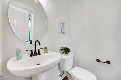 102 Forsyth Parkway, Clayton, NC 27520 - Photo 11