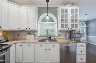 200 Cherry Laurel Dr, Clayton, NC 27527 - Photo 17