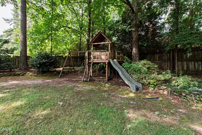 6201 Bramblewood Drive, Raleigh, NC 27612 - Photo 25