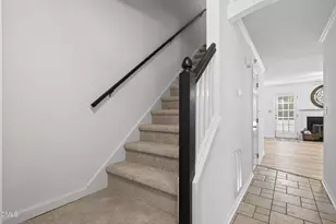 118 Greenmont Ln, Cary, NC 27511 - Photo 5