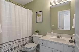 5310 Crescentview Pkwy, Raleigh, NC 27606 - Photo 21